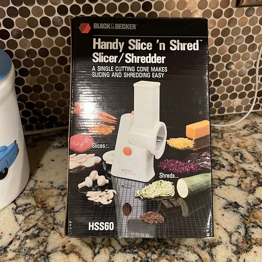 Black and Decker Handy Slice ‘n Shred